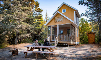 Stay in a Giant Birdhouse and private guided tour by Parc Nature de Pointe-aux-Outardes