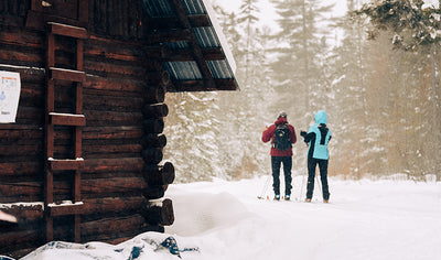 Cross-country skiing and snowshoeing stay in a rustic chalet by Plein Air Haute-Rouge